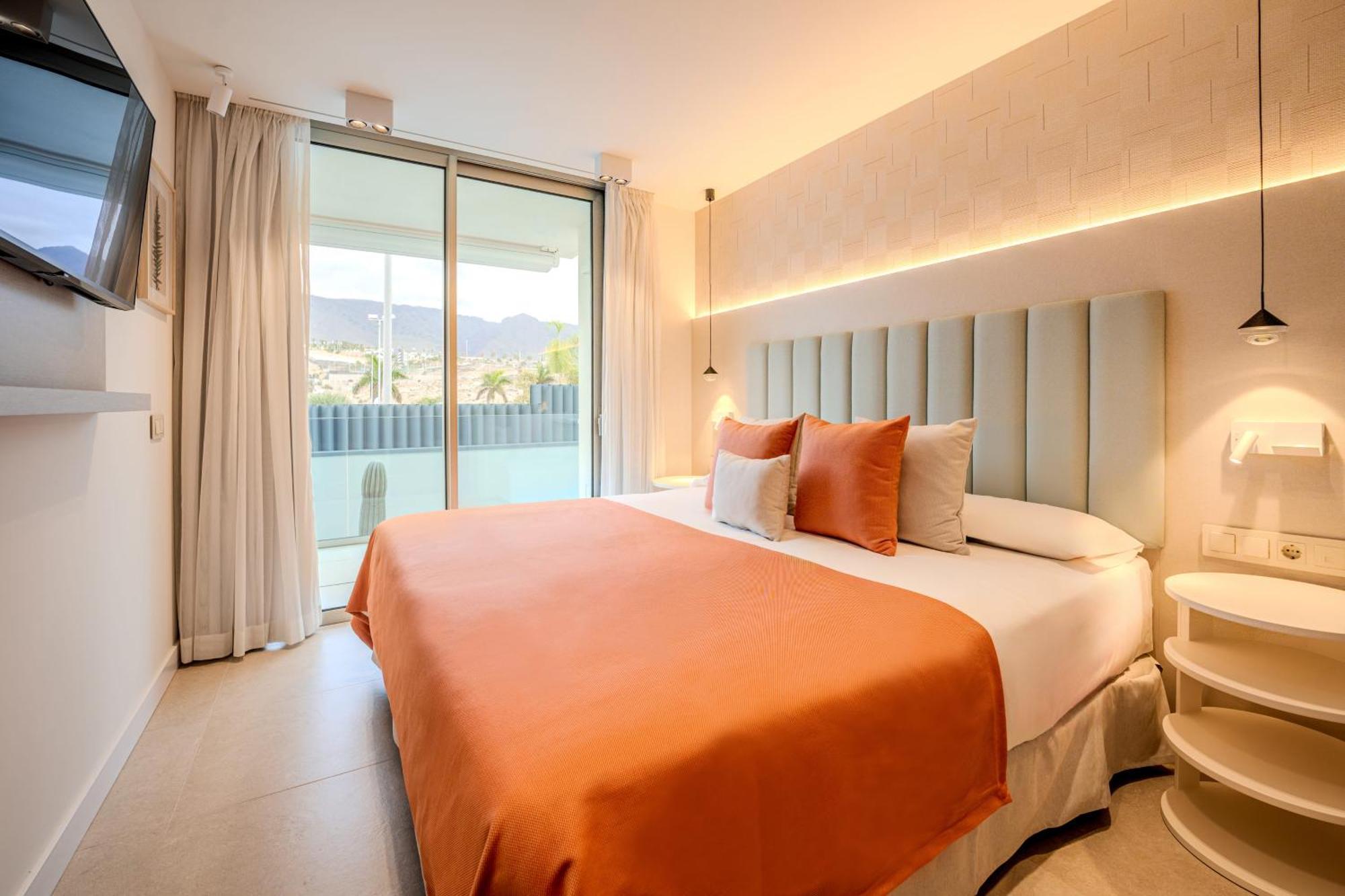 Caleta Suites Tenerife Costa Adeje  Exterior photo